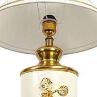 Traditional Elegance: Ornate Table Lamp with rich colors for Home Décor