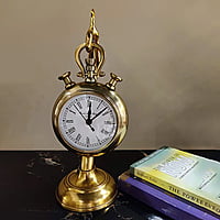 Metal Peacock Table Wall Clock for Sophisticated and Personal Home Décor Metal Peacock Table Wall Clock for Sophisticated and Personal Home Décor